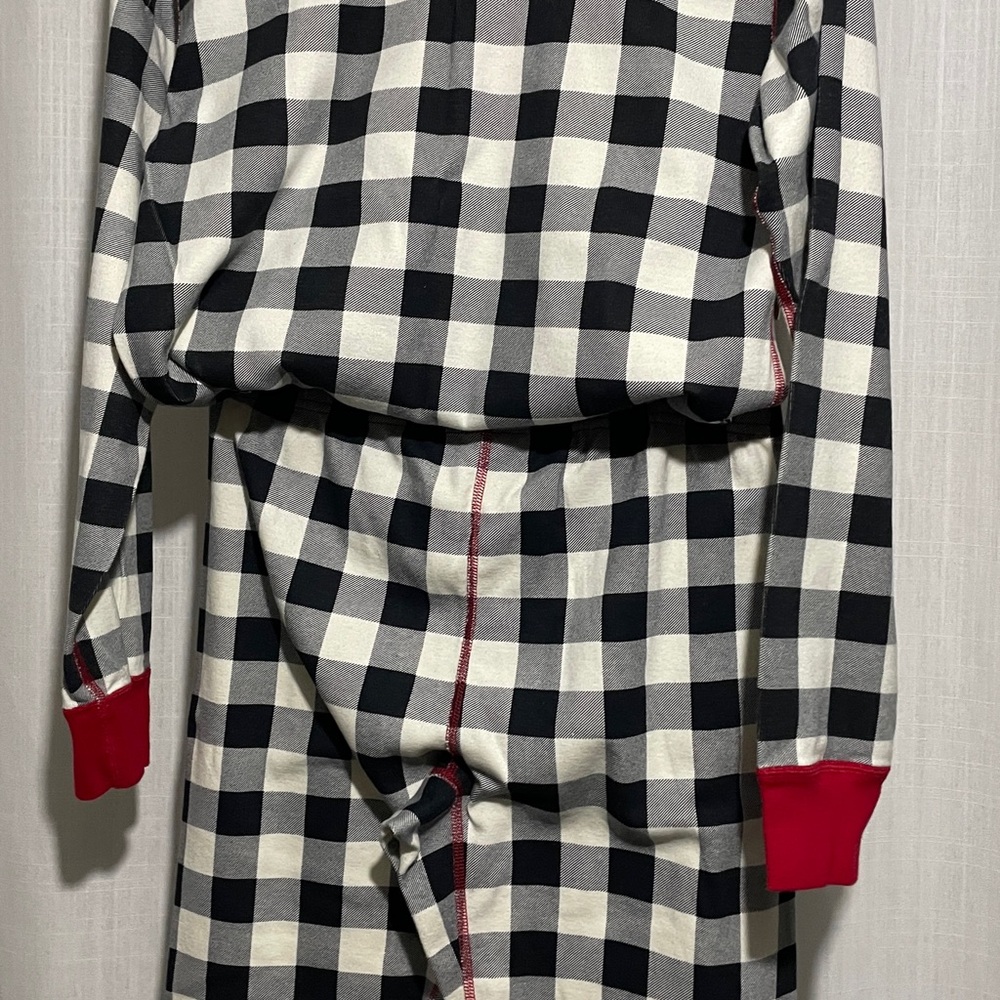 Hanna Andersson Black and White Checkered Pajamas with Red Trim, M - Picture 6 of 13
